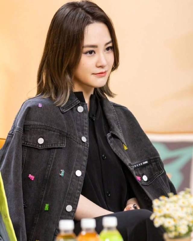 娱乐吃瓜女艺人死亡事件,吃瓜女艺人离世，真相扑朔迷离